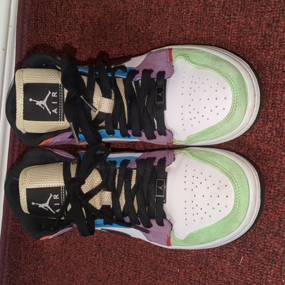 Air Jordan 1 Mid SE "Lightbulb" sneakers - Picture 6 of 12
